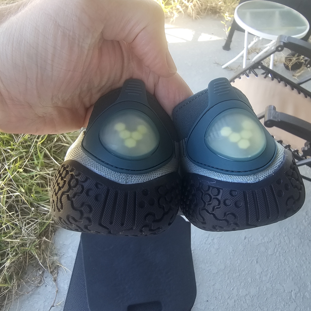 Size 10 - Vivo Barefoot Motus Flex Glaciel Green